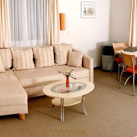 Pension Abendrot Дрезден Экстерьер фото